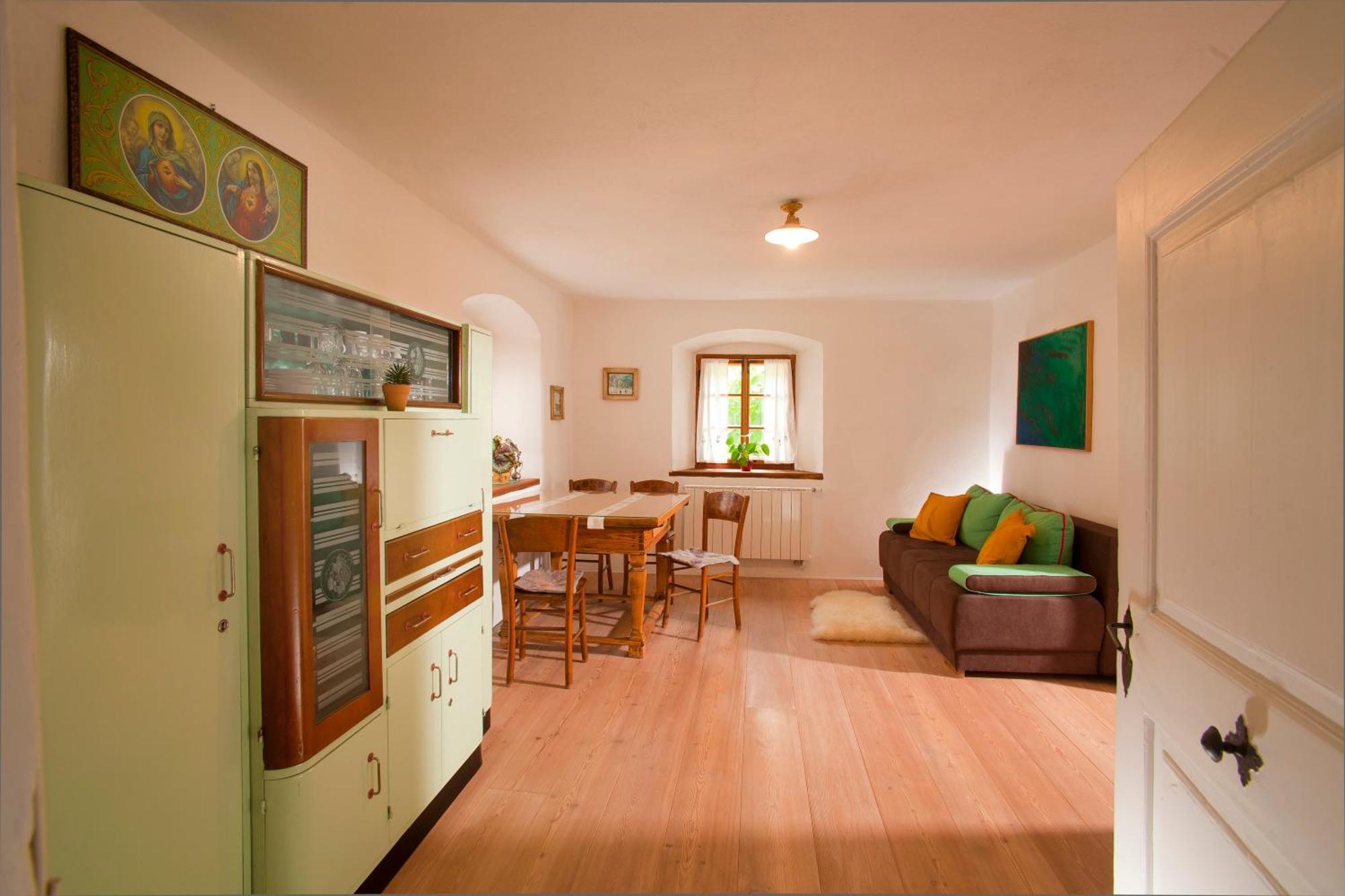 Juvanova Hisa - Apartments And Rooms Luce Exterior photo